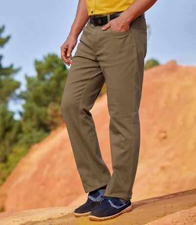Brązowe spodnie regular ze stretchem