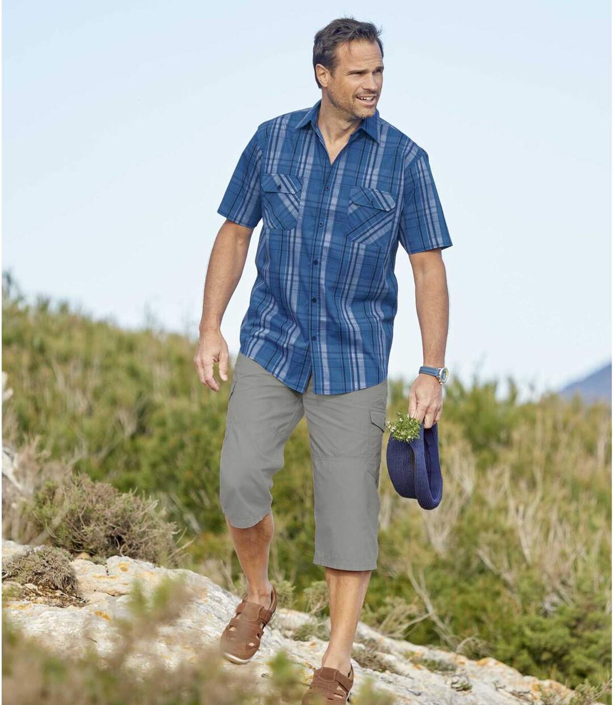 Men's Gray Cropped Cargo Pants - Multi-Pocket Atlas For Men