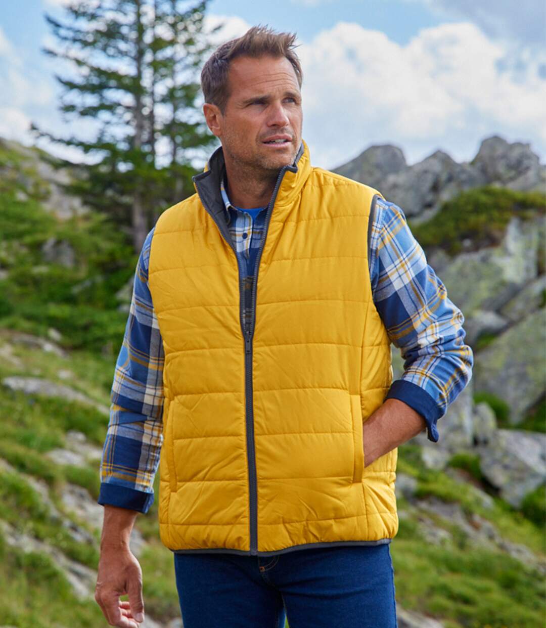 Men's Blue & Yellow Reversible Puffer Vest-3