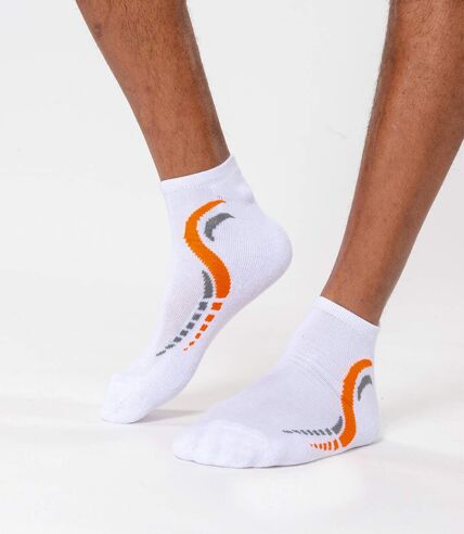 Sada 4 párů sportovních kotníkových ponožek
