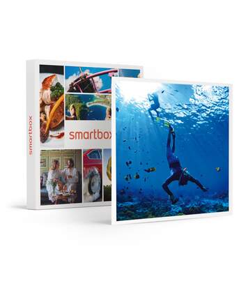 Randonnée palmée snorkeling en famille avec verre de l'amitié au départ d'Ajaccio - SMARTBOX - Coffret Cadeau Sport & Aventure