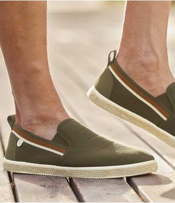 Slip-on mocassins van canvas met gevlochten zool 